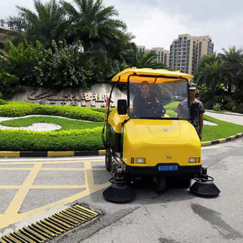 碧桂园复购凤凰联盟扫地车